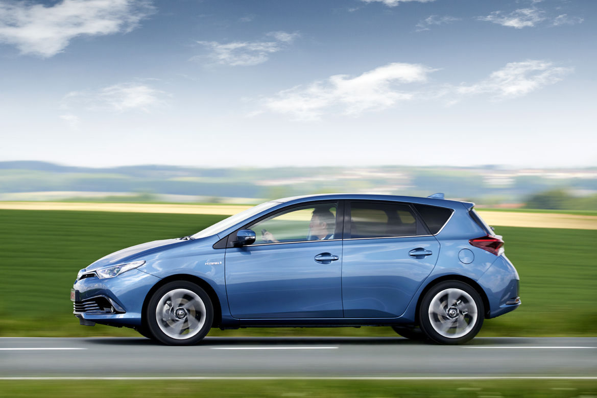 2015 Toyota Auris facelifting