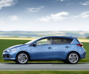 2015 Toyota Auris facelifting