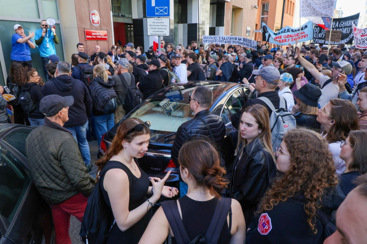 Protest niesłyszących 