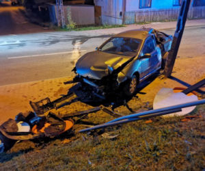 Kolizja dwóch samochodów osobowych na ul. Kościelnej w Starachowicach
