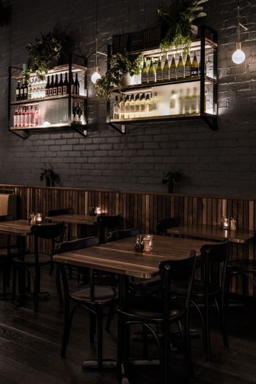 Wnętrze lokalu Meatball & Wine Bar w Australii