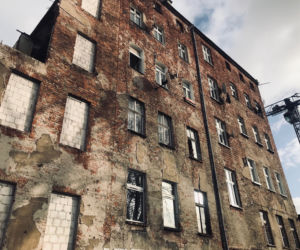 Kolejna wrocławska kamienica się sypie! Tym razem przy ul. kurkowej. Znów przez dewelopera!