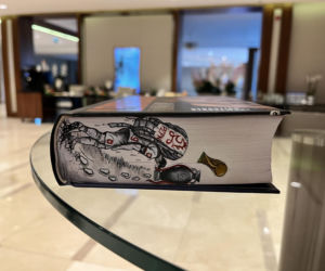 Robert Lewandowski otrzymał wyjątkowy prezent. Takiej książki jeszcze nie miał