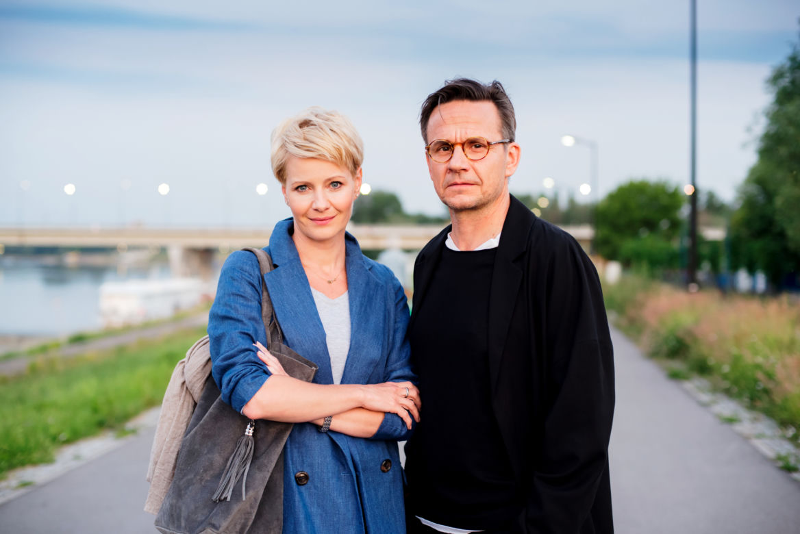 Druga szansa 2 sezon. Monika Borecka (Małgorzata Kożuchowska), Adam Swensson (Bartłomiej Topa)