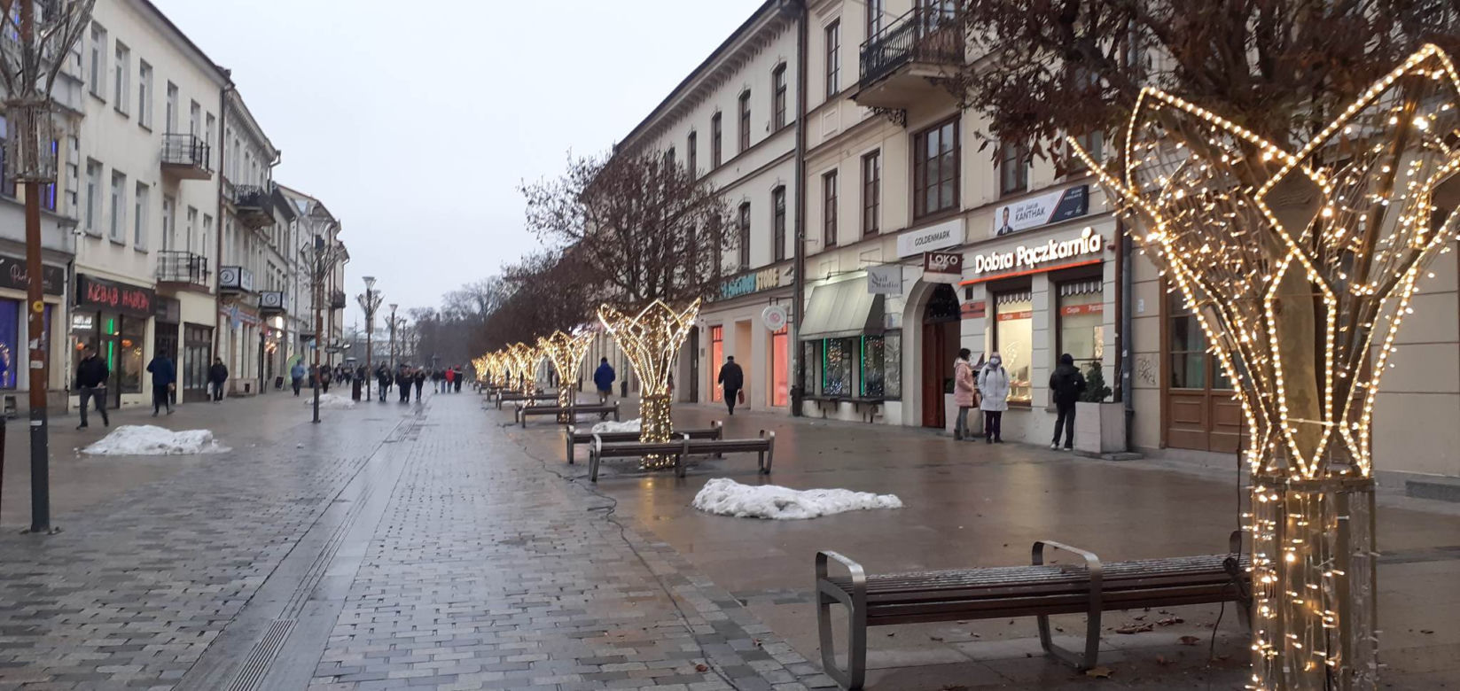 Na lubelskim deptaku już montują świetlne instalacje. Już za parę dni będzie pięknie!