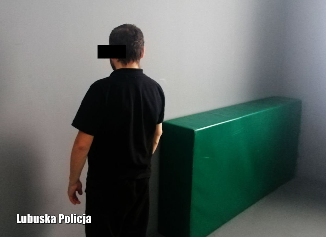 Listonosz nie doręczył ponad tysiąca listów