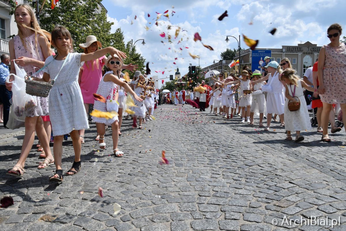 Boże Ciało 2019. Miejska procesja w Białymstoku [ZDJĘCIA]