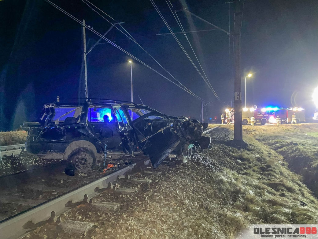Wypadek na przejeździe kolejowym między Boguszycami i Dąbrową