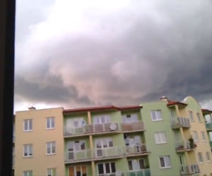 Trąba powietrzna nad Kaliszem 2011