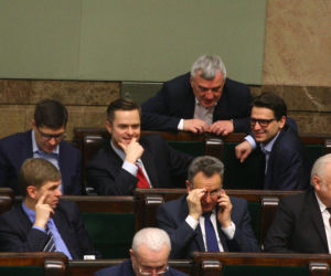 POLSCY POSŁOWIE ZARABIAJĄ NAJLEPIEJ W EUROPIE.