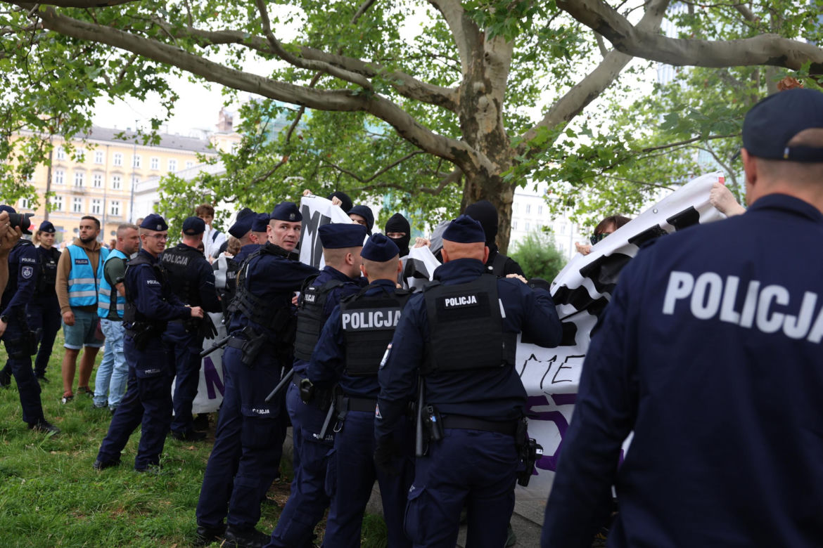 Protesty przeciwko migracji w całym kraju!