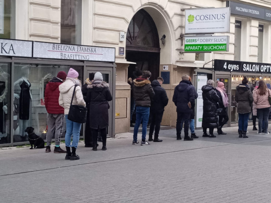 Kolejki za pączkami w Poznaniu