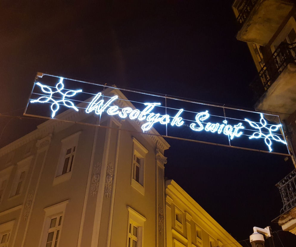 W Lesznie już świątecznie. Najbardziej w centrum miasta