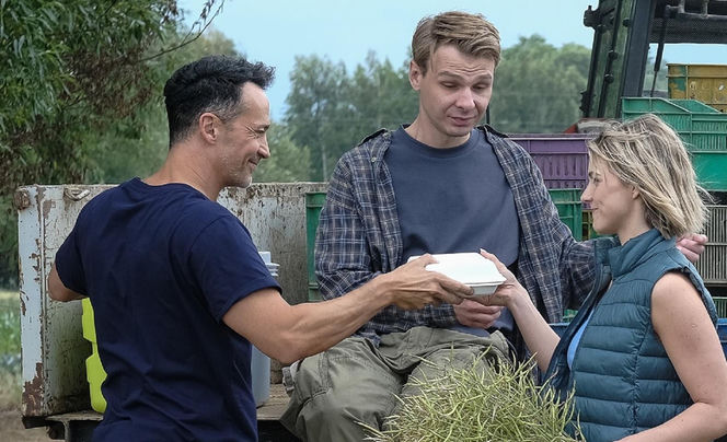 Barwy szczęścia, odcinek 3275: Wspólne śniadanie Mariusza z Janką. Wykorzysta nieobecność Kasi - ZDJĘCIA