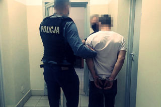 Podczas kradzieży trafił na właściciela. Uciekł, ale wpadł, bo wrócił po łupy