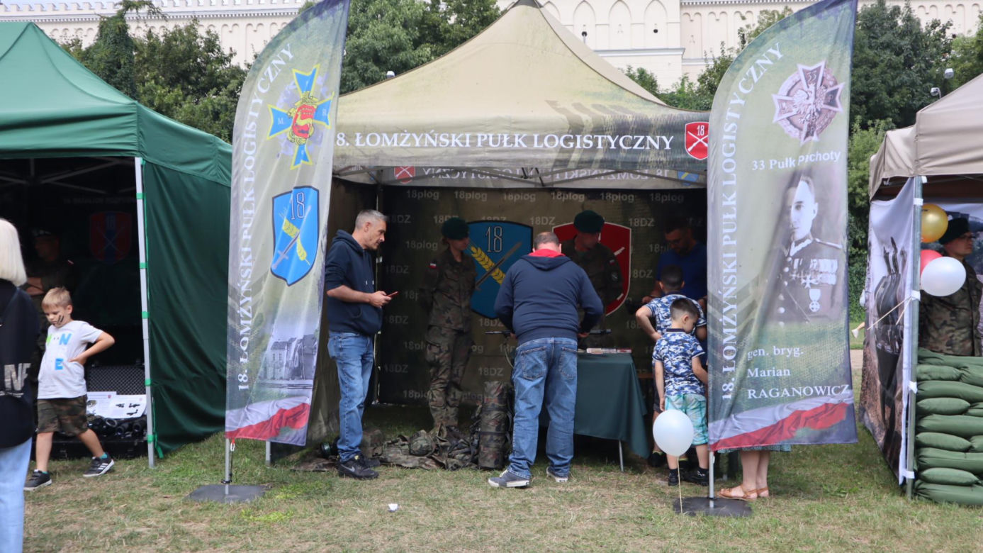 Do Lublina wjechało wojsko. Na ulicach czołgi, rosomaki i inne wozy pancerne. Musicie to zobaczyć!