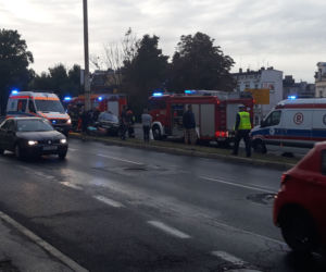 Dwa groźne wypadki w Bydgoszczy. Kobieta w ciąży trafiła do szpitala! [ZDJĘCIA]