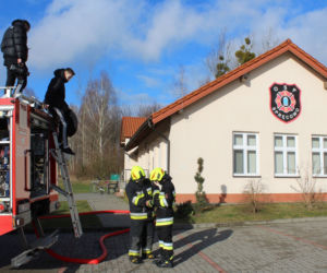 Lord Kruszwil na Warmii i Mazurach. Ze strażakami nakręcił nowyu teledysk Remiza