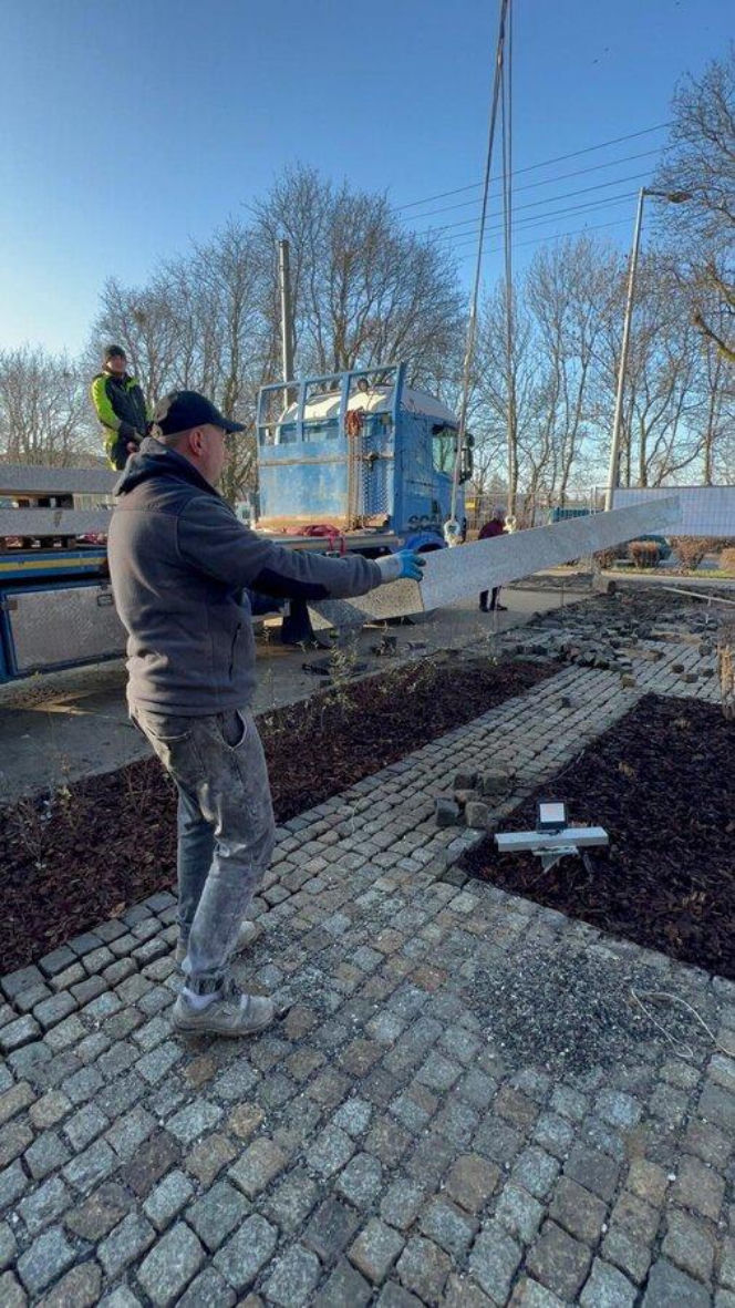 Budowa pomnika Żołnierzy 55. Poznańskiego Pułku Piechoty w Lesznie