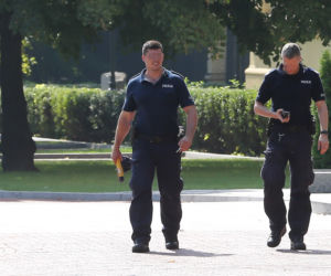PIJANY OFICER BOR W KANCELARII PREMIERA