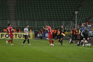 Legia - Widzew: awantura podczas meczu