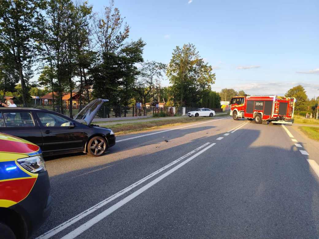 Niestety, na krajowej dwójce często dochodzi do wypadków. Kierowcy, bądźcie ostrożni!