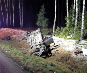 Zielone: Groźny wypadek na DK8. Zderzyły się osobówka z ciężarówką [ZDJĘCIA]