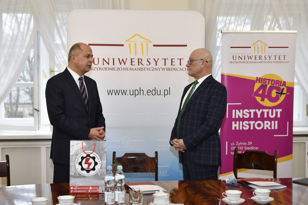 Podpisanie umowy o współpracy pomiędzy UPH i ZSP nr 1 w Siedlcach