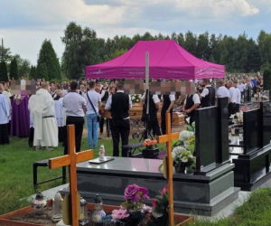Pogrzeb ofiar zabójstwa w Borowcach. Gianni pożegnał swoich bliskich [ZDJĘCIA]