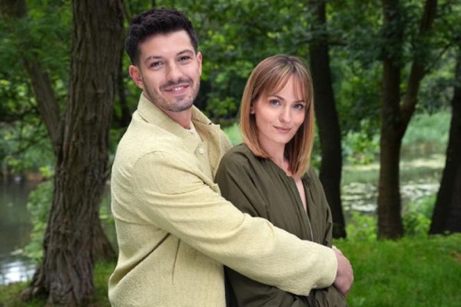 Barwy szczęścia, odc. 3285. Justin (Jasper Sołtysiewicz), Ola (Michalina Robakiewicz)