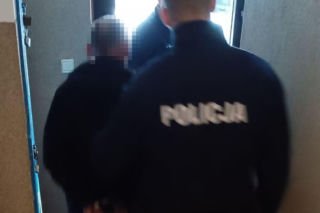 Po pijaku miał zgotować matce piekło. Szarpał, wyzywał, groził śmiercią