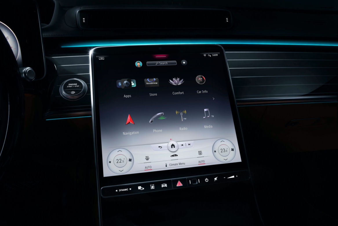 (2021) Nowy Mercedes-Benz Klasy S i jego nowoczesne wnętrze