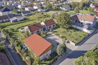 Dom przy drodze publicznej – prawa i obowiązki właściciela posesji. Przepisy