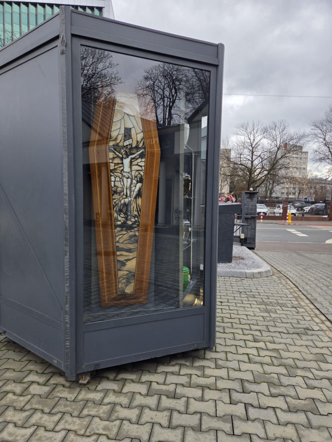 "Trumnomat" podbija Internet