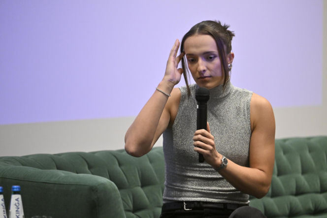 Iga Świątek i Daria Abramowicz na konferencji