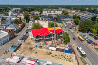 Nowy bazar w Otwocku podczas budowy