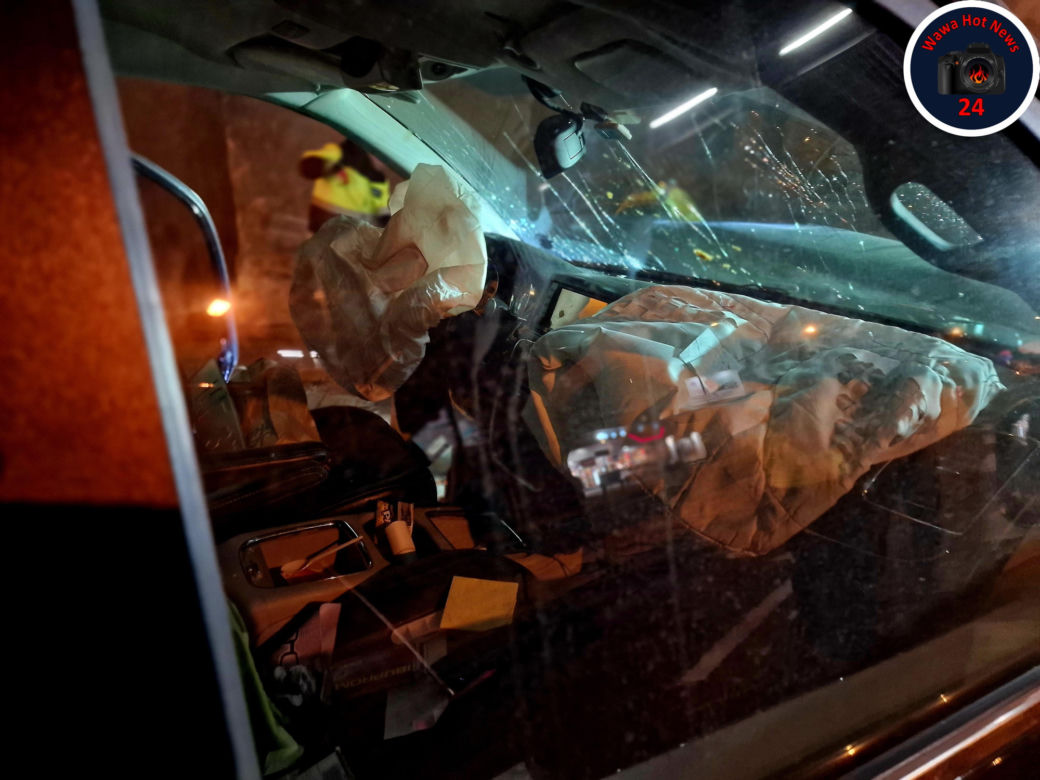 Policyjny pościg na Wisłostradzie. 41-latek rozwalił auto o filar mostu. Był pijany i pod wpływem narkotyków