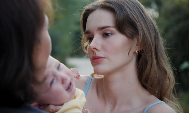 M jak miłość odc. 1907. Franka (Dominika Kachlik), Marysia (Małgorzata Pieńkowska), Antoś (Mark Myronenko)