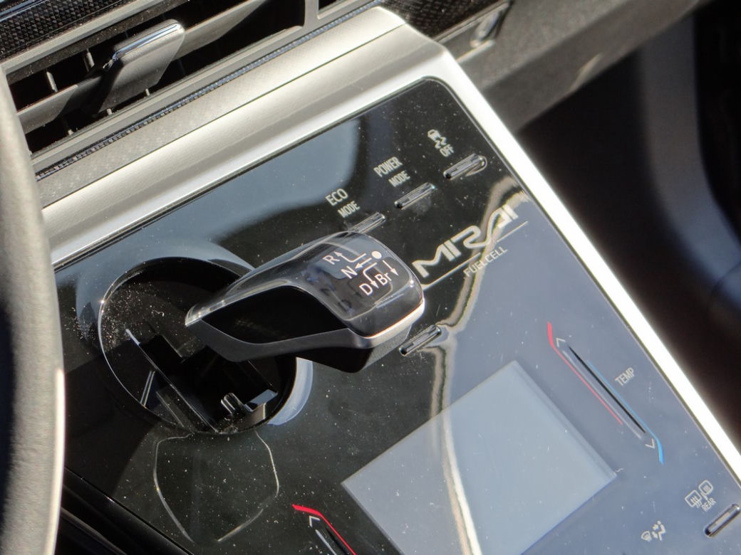 Toyota Mirai 2015