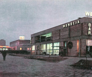 Kino W-Z przy ul. Leszno 17 w Warszawie