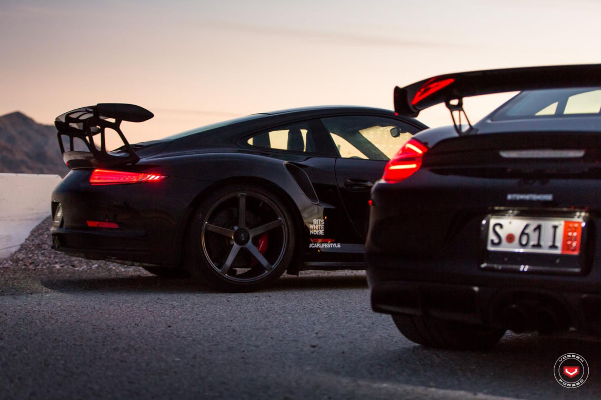 Porsche na felgach Vossen