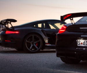 Porsche na felgach Vossen