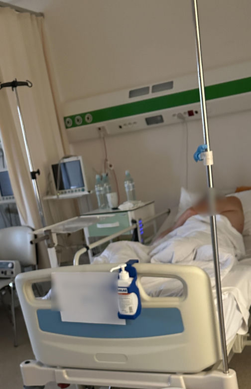 Pan Jan wpadł pod kombajn ścinający kukurydzę! Dramat rolnika