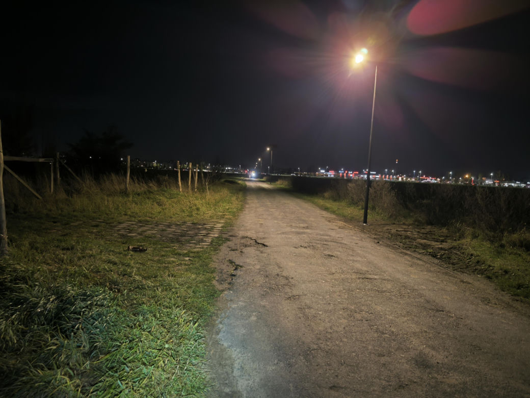 Nowe lampy na Antonińskiej