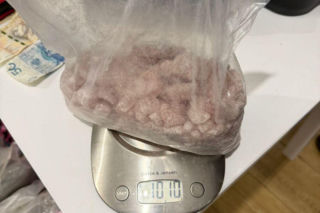 Miał iść za kratki, wpadł z towarem za 6 mln zł! Szokujące odkrycie w mieszkaniu