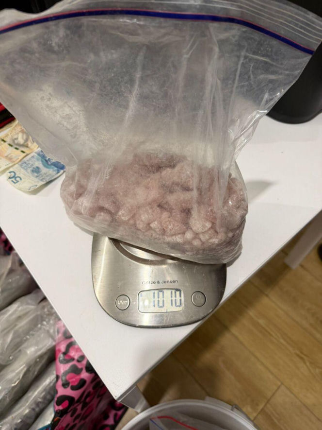 Miał iść za kratki, wpadł z towarem za 6 mln zł! Szokujące odkrycie w mieszkaniu