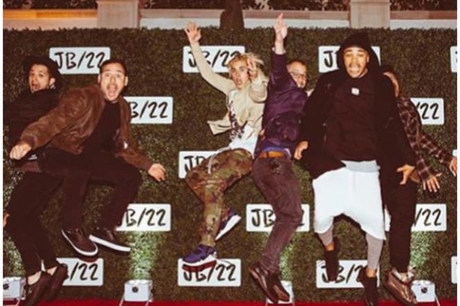 Jak Justin Bieber świętuje urodziny? Zobacz zdjęcia i filmy z urodzinowej imprezy gwiazdy!