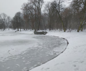 Gdzie mieścił się kiedyś letni teatr? Siedlecki park Aleksandria sto lat temu i w pierwszym tygodniu stycznia 2021: