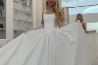 Ślub Anity i Adriana ze ŚOPW tuż-tuż. Panna młoda pokazała suknie ślubne