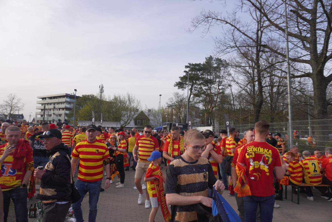 Kibice Jagiellonii Białystok przed meczem z Realem Betis 17.04.2025